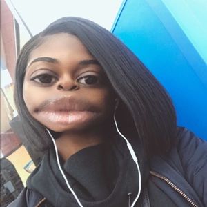 Meet your Posher, Justine